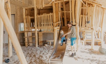 Gallery image mobile 3